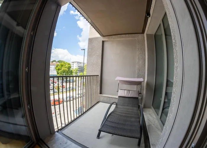 New Apartment, Close Center, Free Parking Appartement